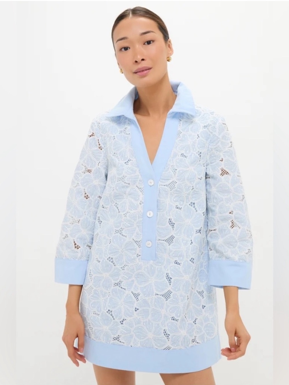 TUCKERNUCK Blue Floral Lace Collier Dress